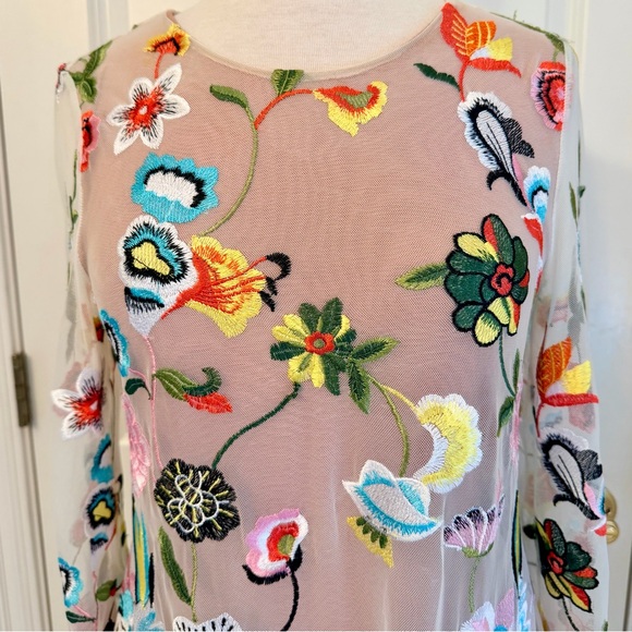 Philosophy Floral Embroidered Shift Dress Sheer Long Sleeve  Size M - Picture 3 of 16